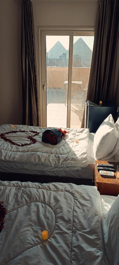 Bedouin Pyramids View Hotel Kafrat al Jabal Ngoại thất bức ảnh