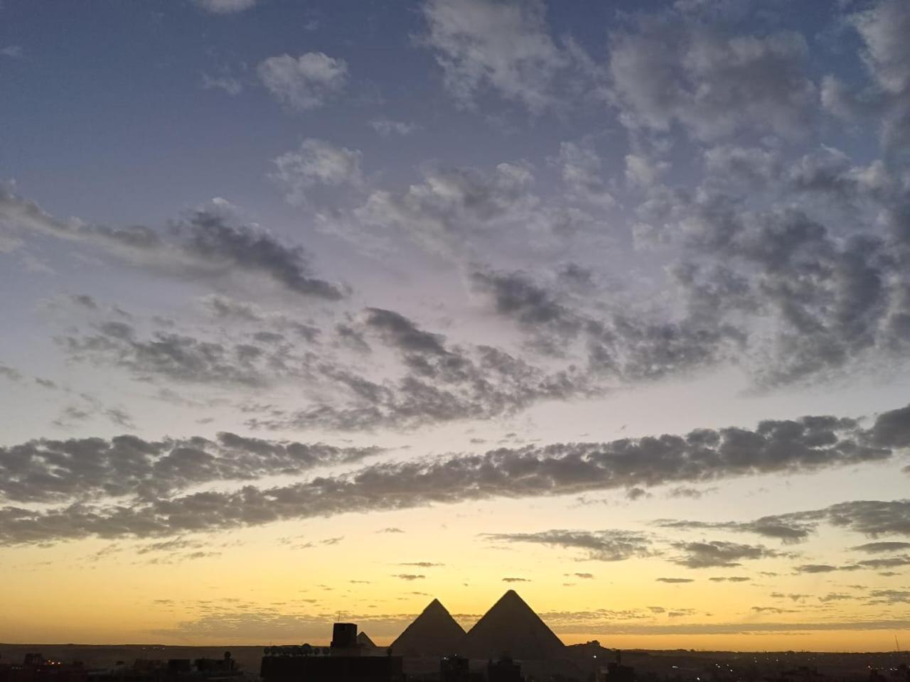 Bedouin Pyramids View Hotel Kafrat al Jabal Ngoại thất bức ảnh